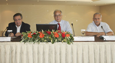 omilites-synentefkxis-1